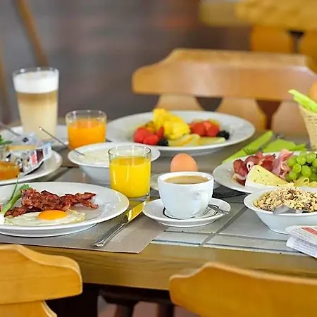 Hotel Sonnenhof 3*